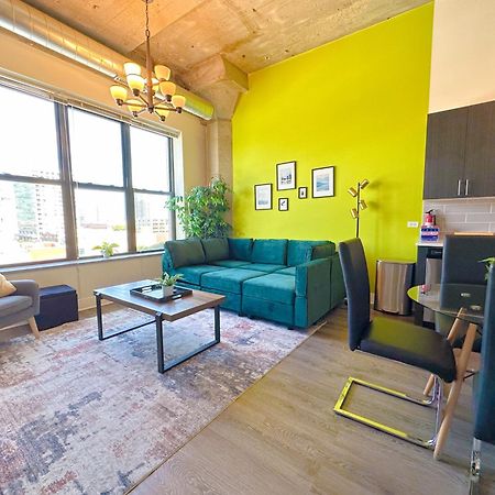 Mccormick Place Modern 2Br Loft In Downtown Chicago Michigan Avenue With Optional Parking Near Soldier Field Чикаго Екстериор снимка